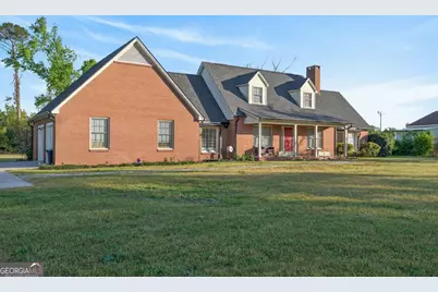 74 N Gill Street, Hazlehurst, GA 31539 - Photo 2