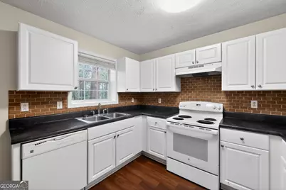 7156 Bowie Drive, Lithonia, GA 30038 - Photo 8