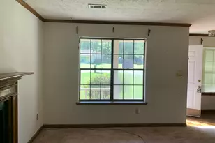 7038 Whitfield Dr, Riverdale, GA 30296 - Photo 4