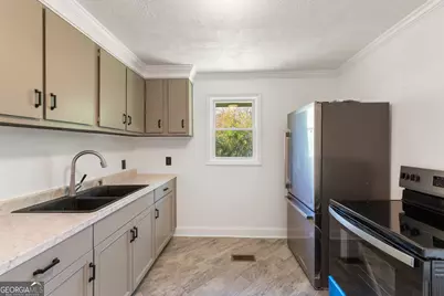 142 Galloway Street, Cornelia, GA 30531 - Photo 8