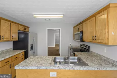 275 Hunters Trace, Covington, GA 30014 - Photo 12