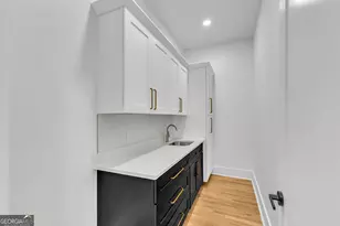 2361 Lynn Iris Dr, Decatur, GA 30032 - Photo 6