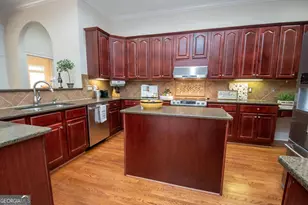 116 Crown Ct, Peachtree City, GA 30269 - Photo 2