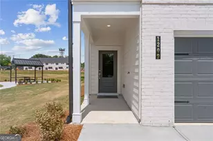 1319 Farmers Loop, Austell, GA 30106 - Photo 4