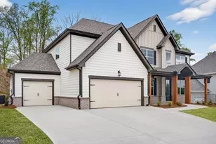 2584 Parkside Wy, Gainesville, GA 30507 - Photo 2