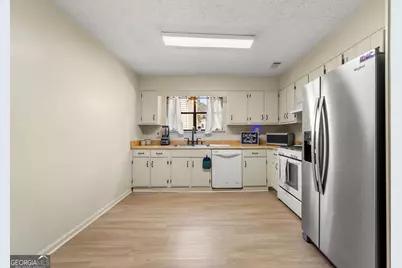 528 Raintree Drive, Jonesboro, GA 30238 - Photo 12