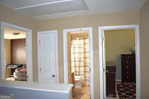 1226 Castleberry Dr, Buford, GA 30518 - Photo 12