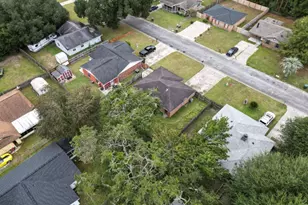 251 Garden Cir, Hinesville, GA 31313 - Photo 10