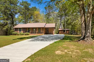 1502 Cumming Dr, Elberton, GA 30635 - Photo 2