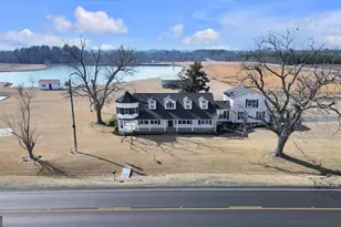 1832 Douglas Hwy, Hazlehurst, GA 31539 - Photo 4