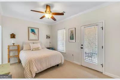 218 E 33rd Street, Savannah, GA 31401 - Photo 20