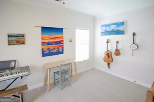 218 E 33rd St, Savannah, GA 31401 - Photo 20