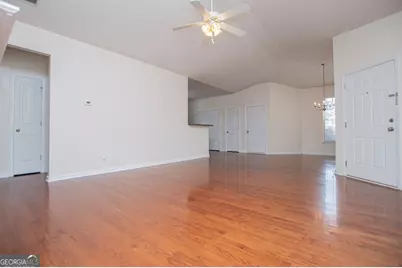 240 River Meadow Drive, Lagrange, GA 30241 - Photo 12