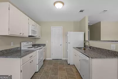 371 Cherokee Avenue, Waycross, GA 31501 - Photo 10