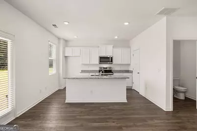 8565 Secretariat Drive, Lithonia, GA 30058 - Photo 6