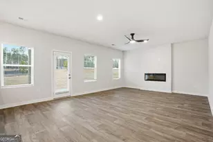 331 Jarrett St, Fairburn, GA 30213 - Photo 8