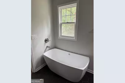 755 Valley Creek Drive, Stone Mountain, GA 30083 - Photo 14