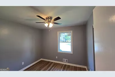 2379 Prestige Square, Morrow, GA 30260 - Photo 14