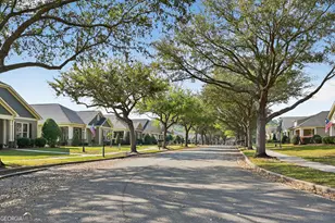 1617 Red Oak Ln, Albany, GA 31701 - Photo 34