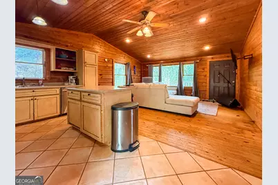 170 Hillcrest Avenue, Cornelia, GA 30531 - Photo 4