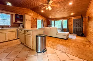 170 Hillcrest Ave, Cornelia, GA 30531 - Photo 4