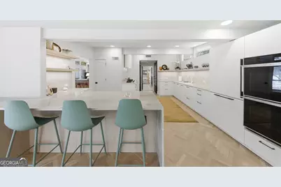 505 Hollydale Court NW, Atlanta, GA 30342 - Photo 28