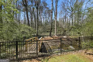 505 Hollydale Ct NW, Atlanta, GA 30342 - Photo 102