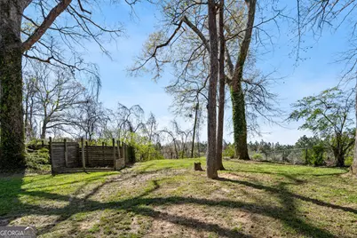 1422 Kennesaw Drive, Atlanta, GA 30318 - Photo 32