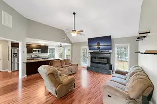 70 Mosswood Ct, Newnan, GA 30265 - Photo 16