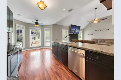 70 Mosswood Court, Newnan, GA 30265 - Photo 6