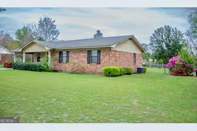 131 Carol Circle, Fitzgerald, GA 31750 - Photo 2