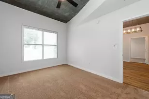 250 Pharr Rd NE, Atlanta, GA 30305 - Photo 14