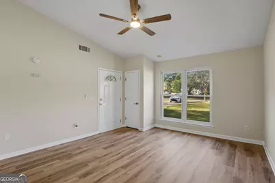 403 Brittan Trail, Jonesboro, GA 30236 - Photo 2