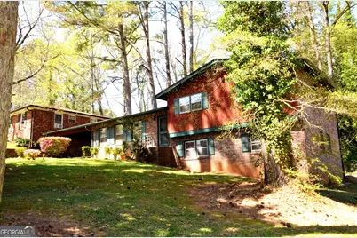 2921 Pine Valley Circle, East Point, GA 30344 - Photo 2