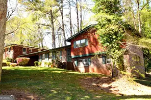 2921 Pine Valley Cir, East Point, GA 30344 - Photo 2