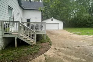 6860 Parkway Dr, Lithonia, GA 30058 - Photo 10