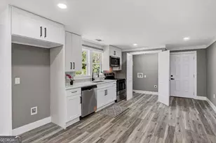 206 Walker Dr, Monroe, GA 30655 - Photo 10