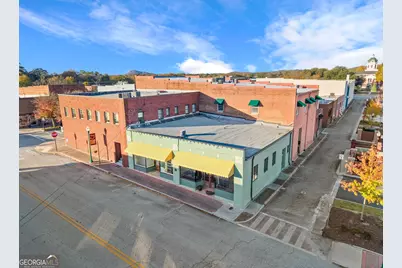 147 N Pond Street #1, Toccoa, GA 30577 - Photo 1