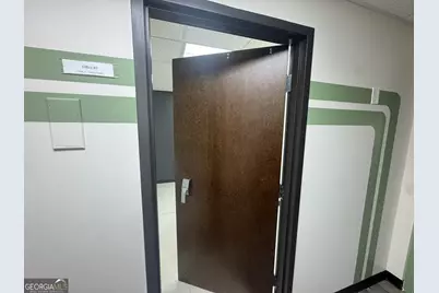 147 N Pond Street #1, Toccoa, GA 30577 - Photo 6