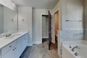 1612 Lapland Dr, Lawrenceville, GA 30045 - Photo 12