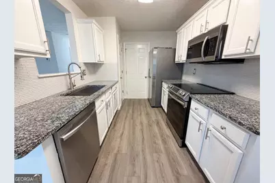 258 Alcovy Walk Drive, Lawrenceville, GA 30045 - Photo 2