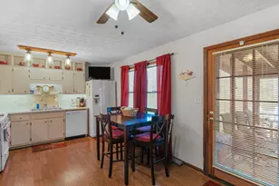 2037 Hampton Locust Grove Rd, Locust Grove, GA 30248 - Photo 10