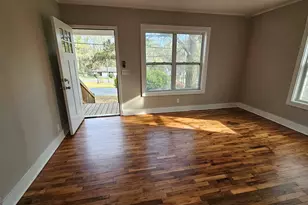 481 W Johnston St, Forsyth, GA 31029 - Photo 2