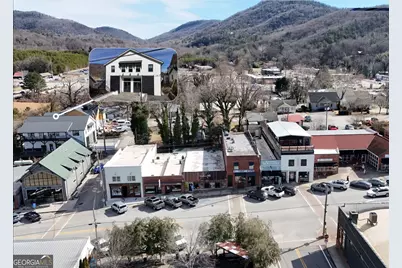 118 Oak Crescent Circle, Clayton, GA 30525 - Photo 2