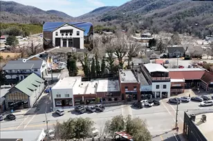 118 Oak Crescent Cir, Clayton, GA 30525 - Photo 2