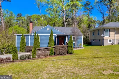 2035 Beecher Rd, Atlanta, GA 30311 - Photo 1