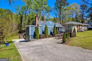 2035 Beecher Rd, Atlanta, GA 30311 - Photo 2