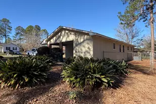 305 Hillside Dr, Dublin, GA 31021 - Photo 2