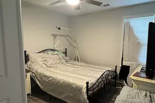 412 Morris St, Glennville, GA 30427 - Photo 6