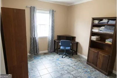 3877 Stratford Circle, Valdosta, GA 31605 - Photo 8